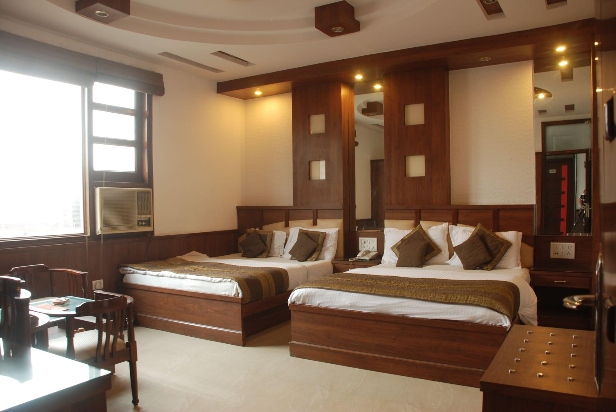 Hotel Baba Deluxe Near New Delhi Railway Station And City Center -By Rcg Hotels Eksteriør billede