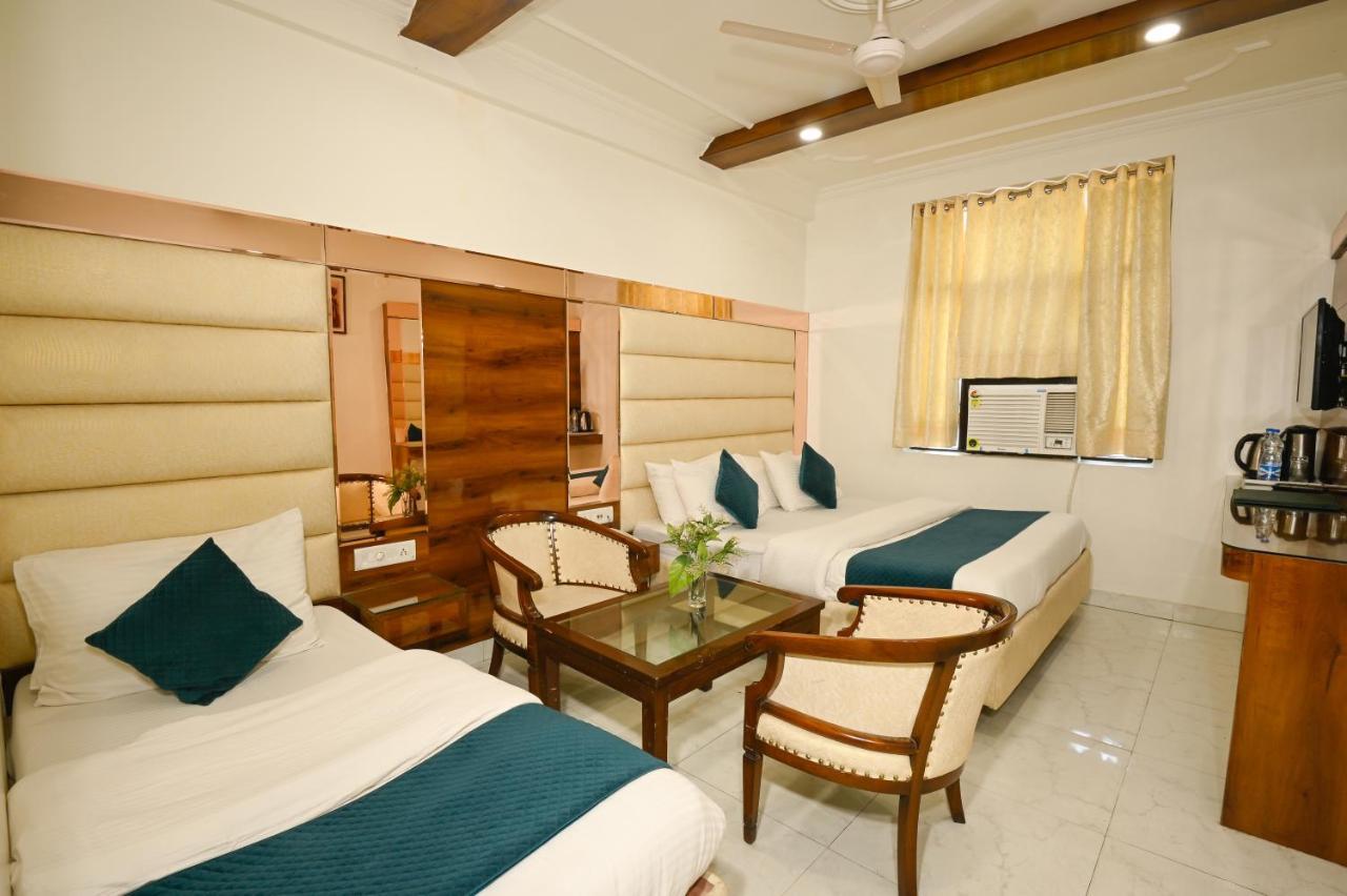 Hotel Baba Deluxe Near New Delhi Railway Station And City Center -By Rcg Hotels Eksteriør billede