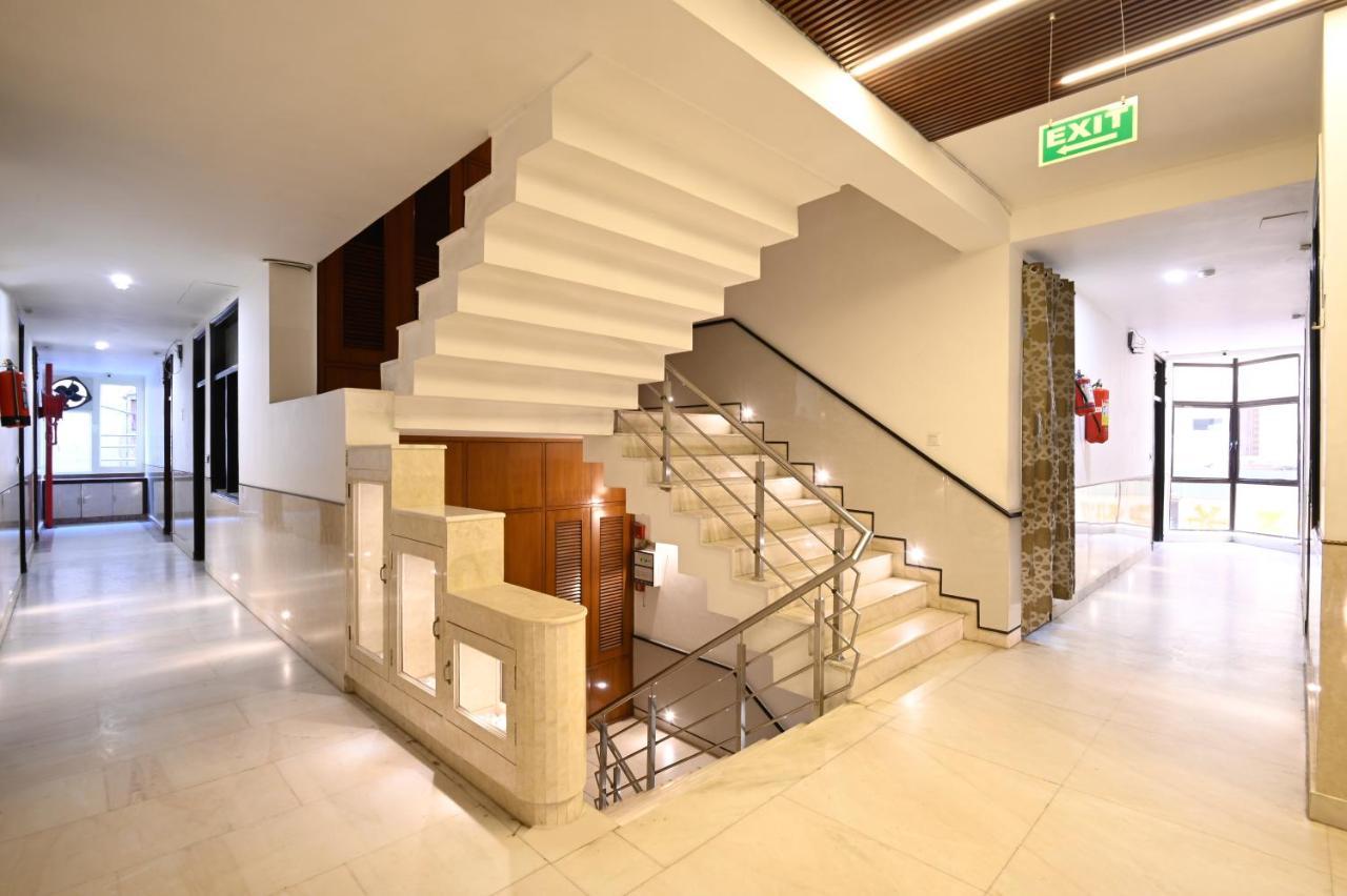 Hotel Baba Deluxe Near New Delhi Railway Station And City Center -By Rcg Hotels Eksteriør billede