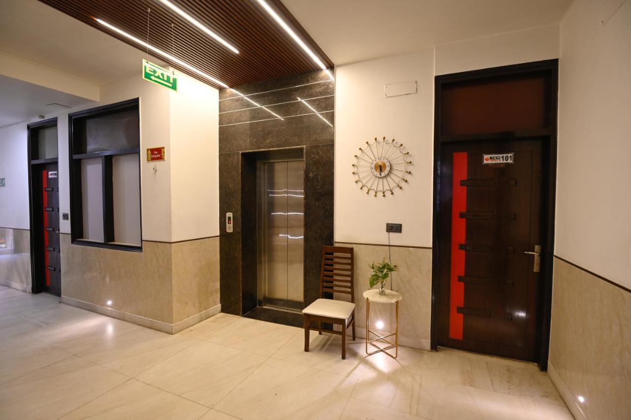 Hotel Baba Deluxe Near New Delhi Railway Station And City Center -By Rcg Hotels Eksteriør billede