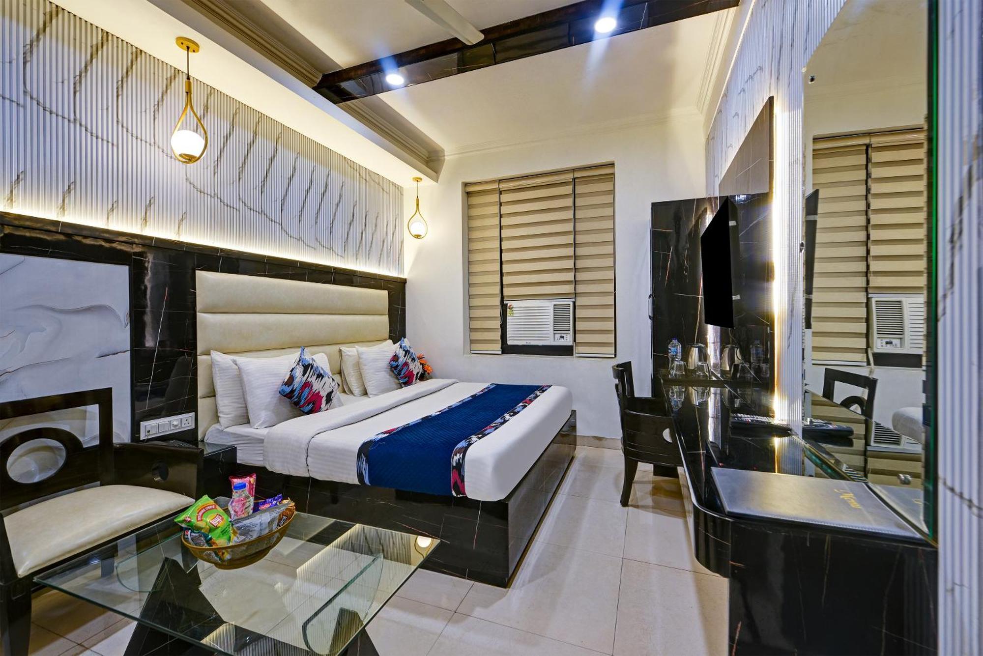 Hotel Baba Deluxe Near New Delhi Railway Station And City Center -By Rcg Hotels Eksteriør billede