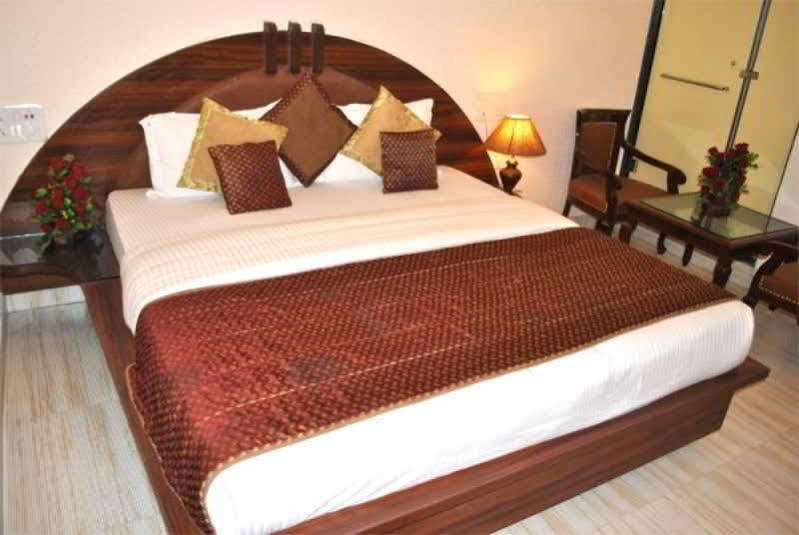 Hotel Baba Deluxe Near New Delhi Railway Station And City Center -By Rcg Hotels Eksteriør billede